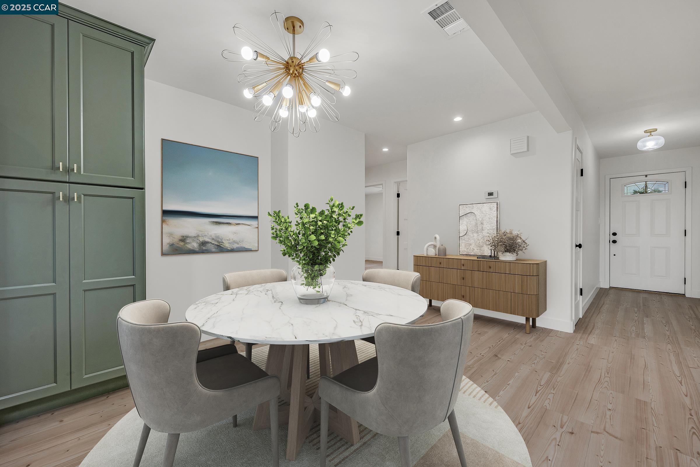 1952 Montclair Court