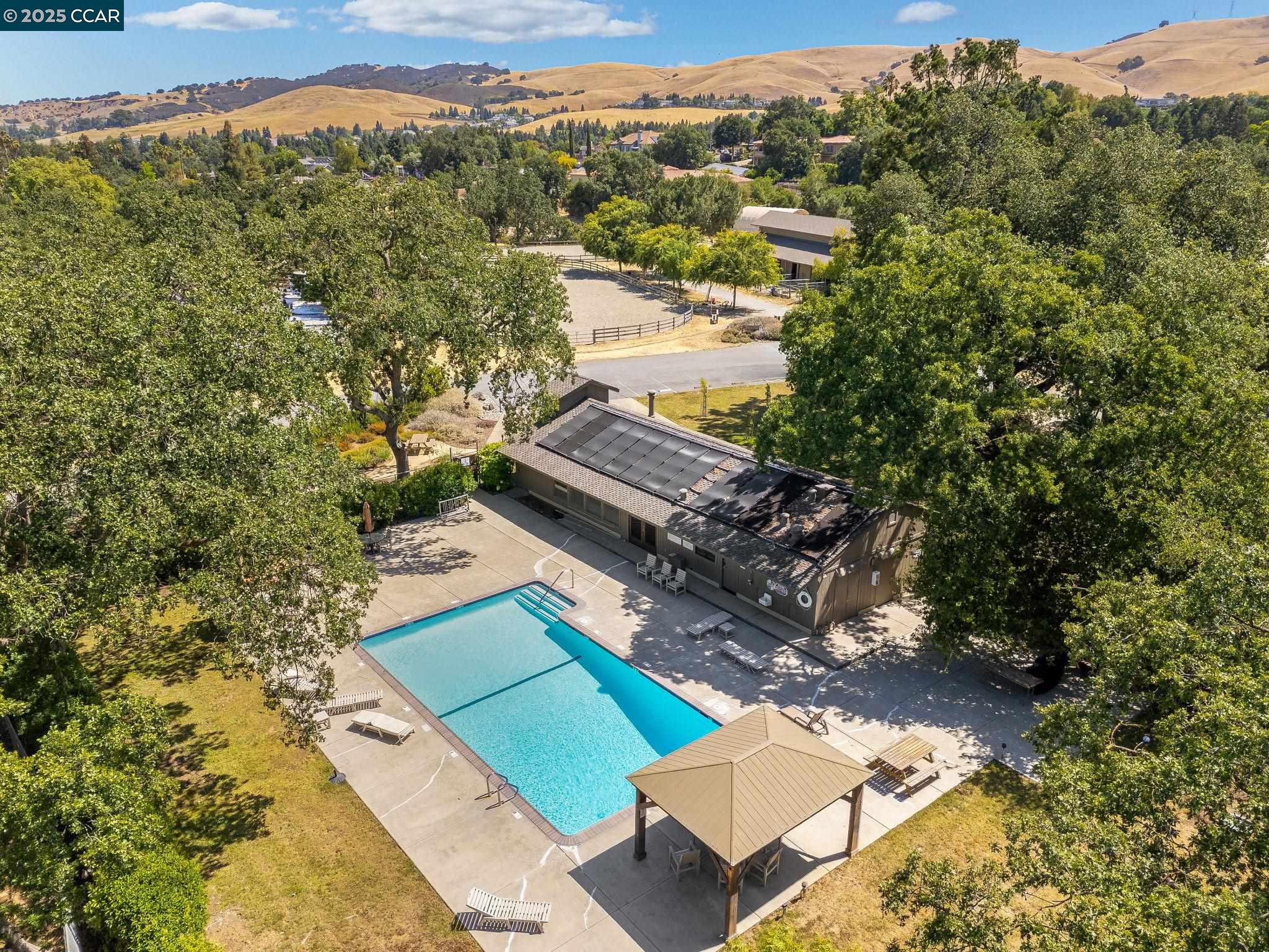 3165 Hambletonian Lane