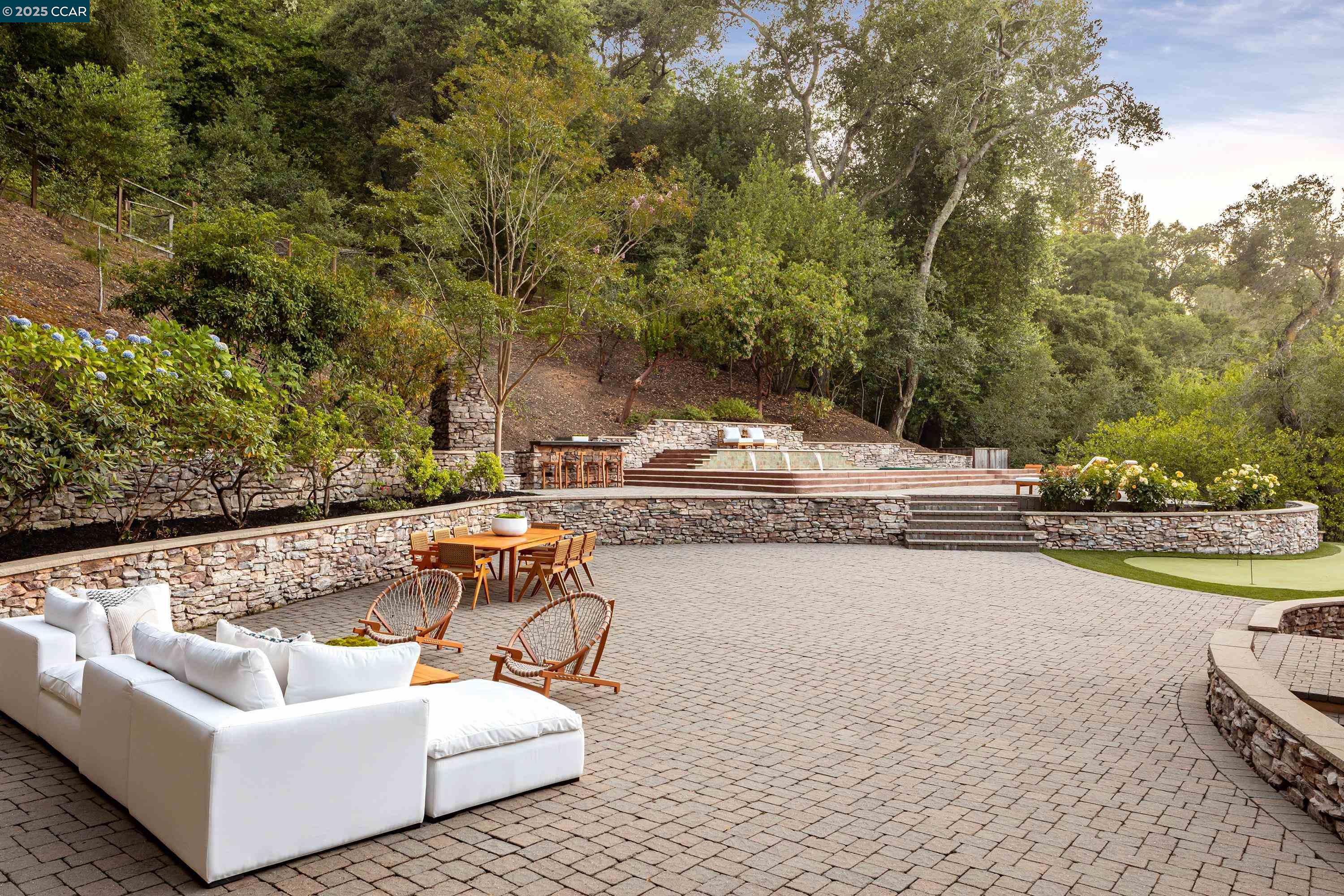 147 Camellia Ln