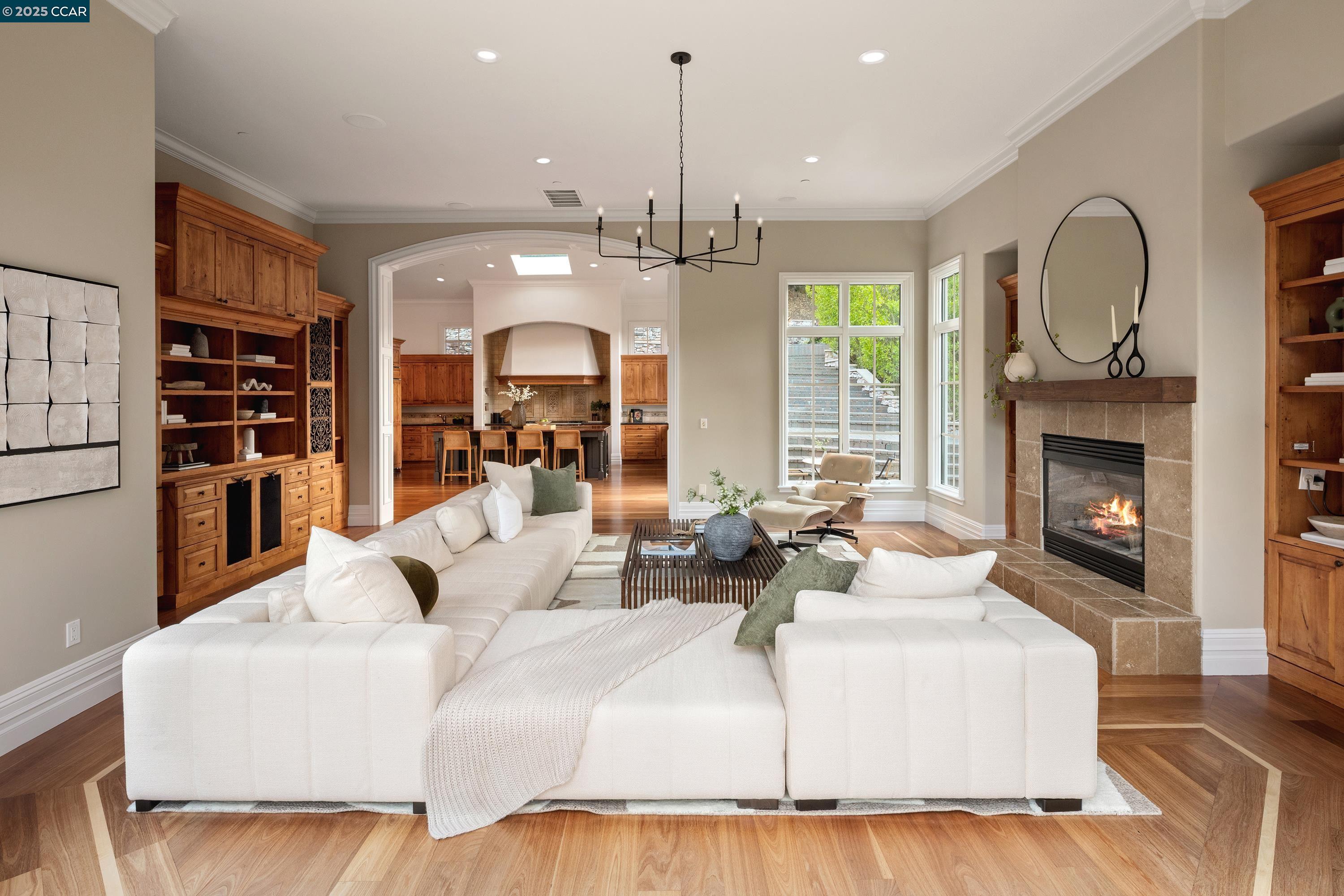 147 Camellia Ln