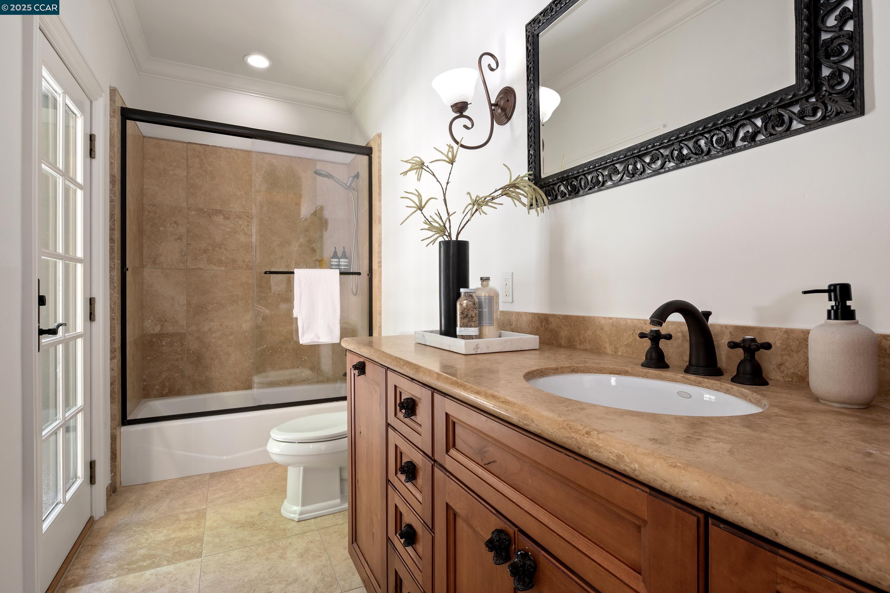 147 Camellia Ln