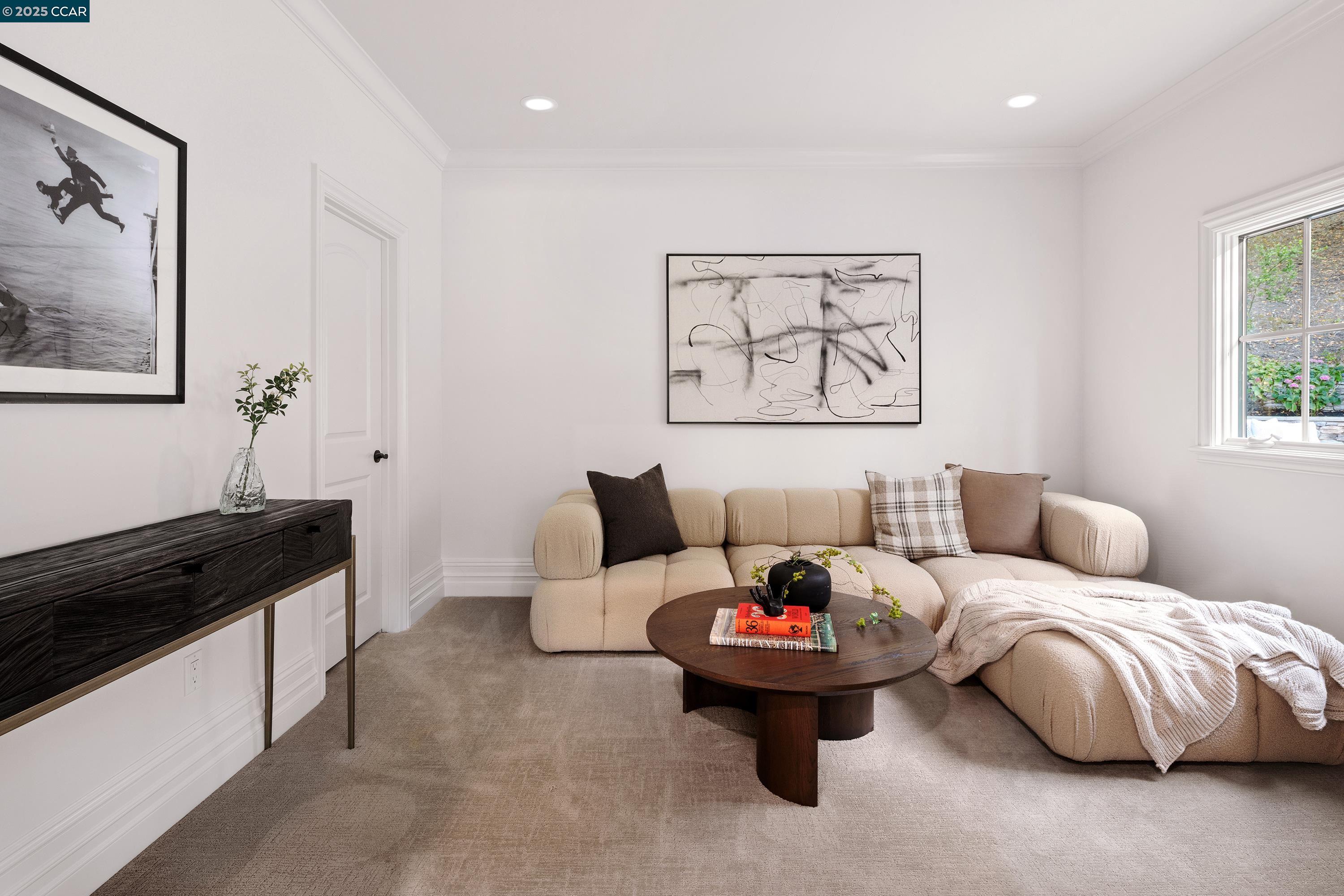 147 Camellia Ln