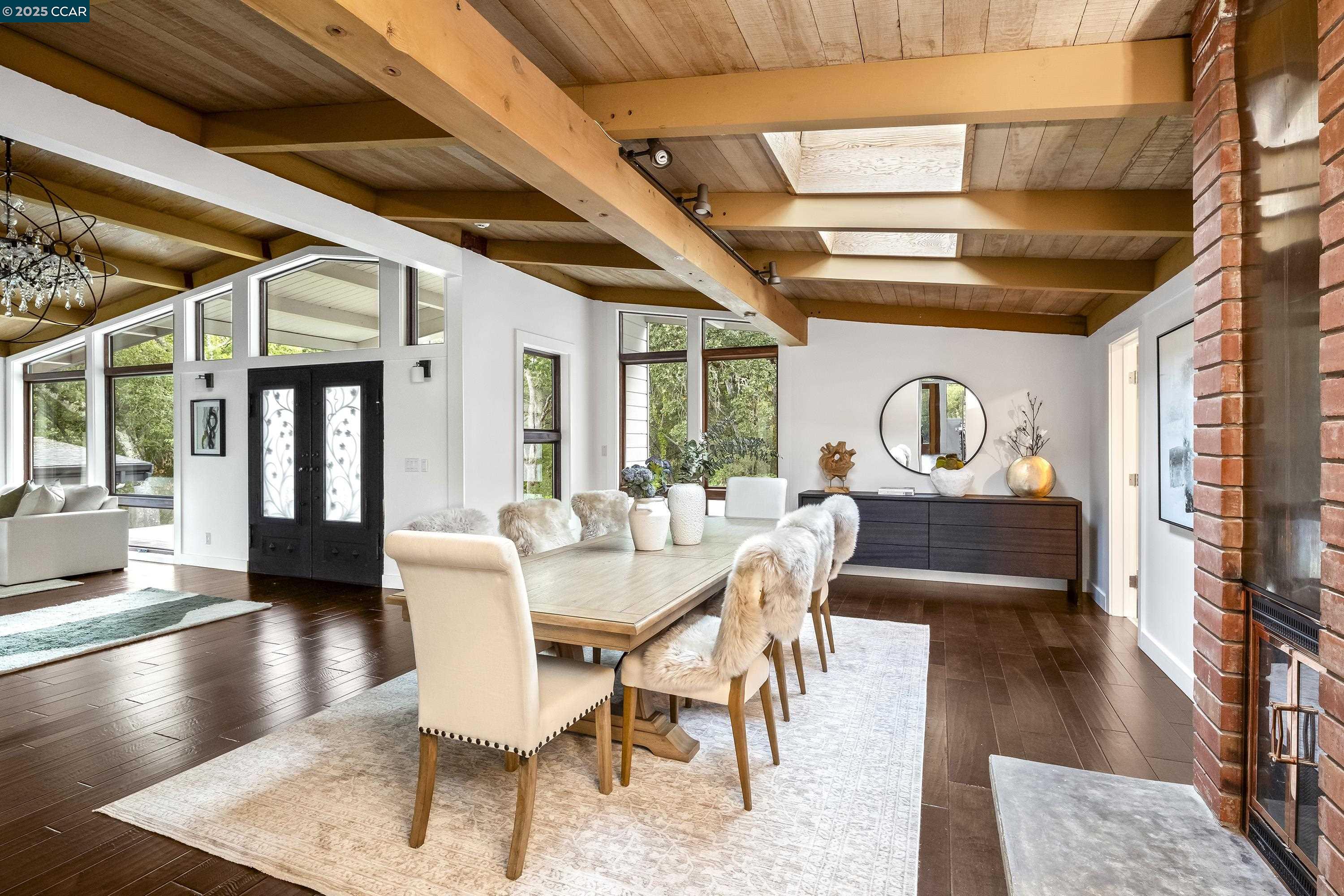 8 Oak Arbor Rd