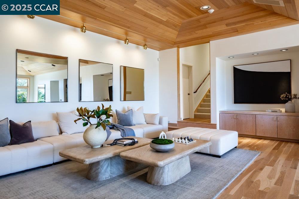 1177 Estates Drive
