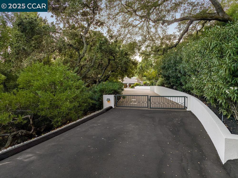 1177 Estates Drive