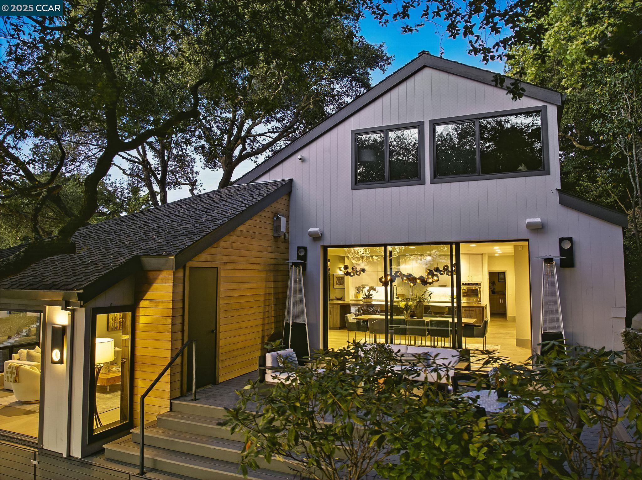 121 Tappan Ln