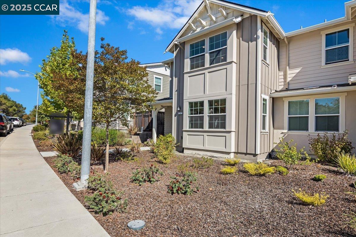 797 Country Club Drive