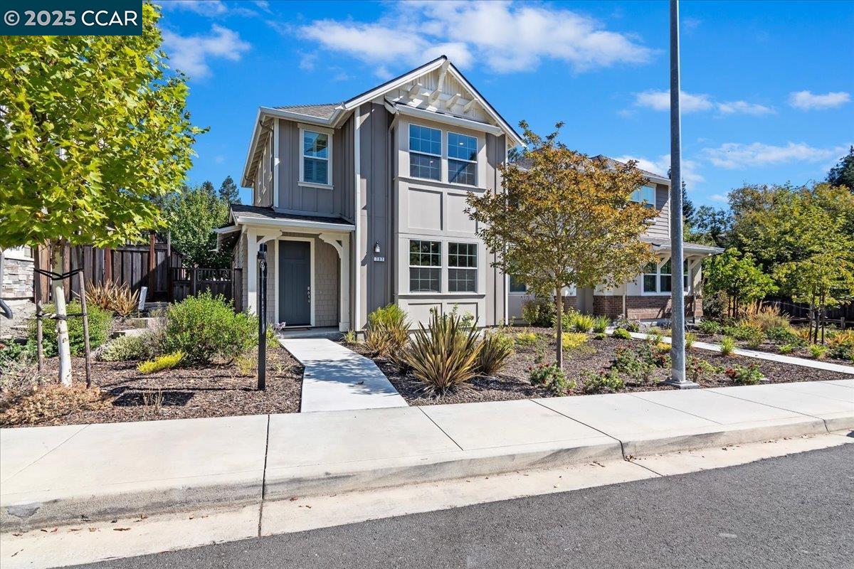 797 Country Club Drive