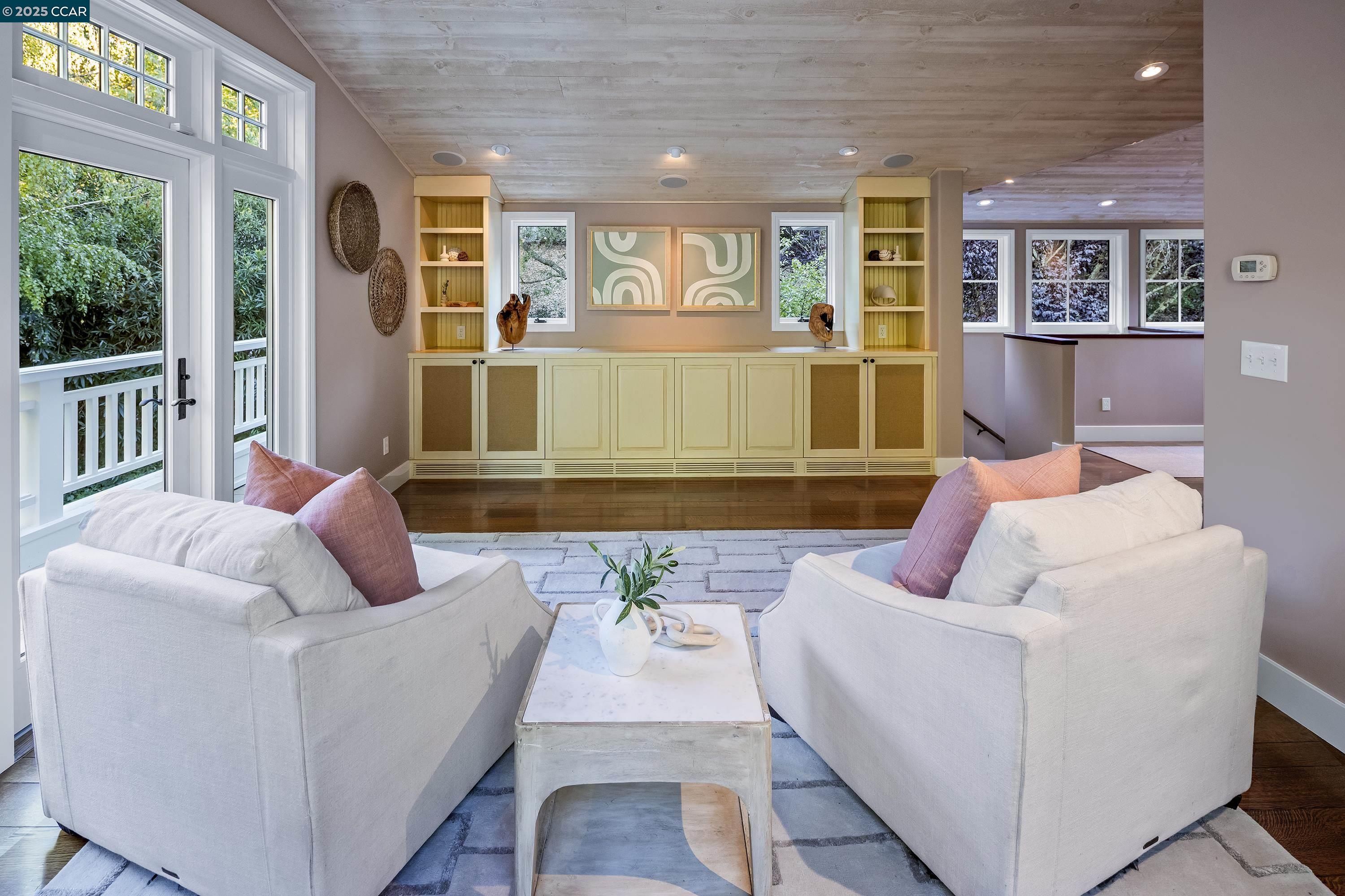 4 Greenwood Court