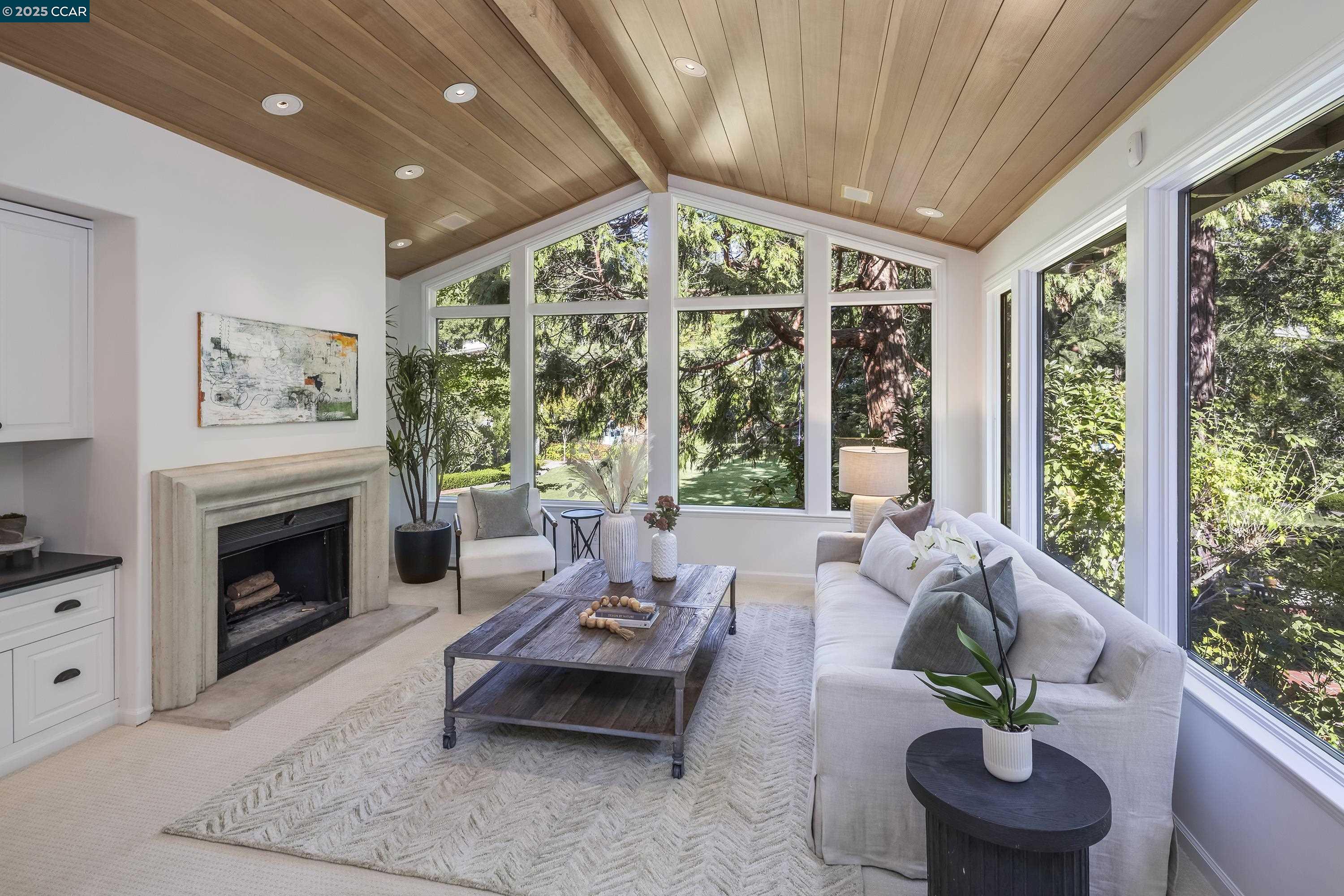 4 Greenwood Court