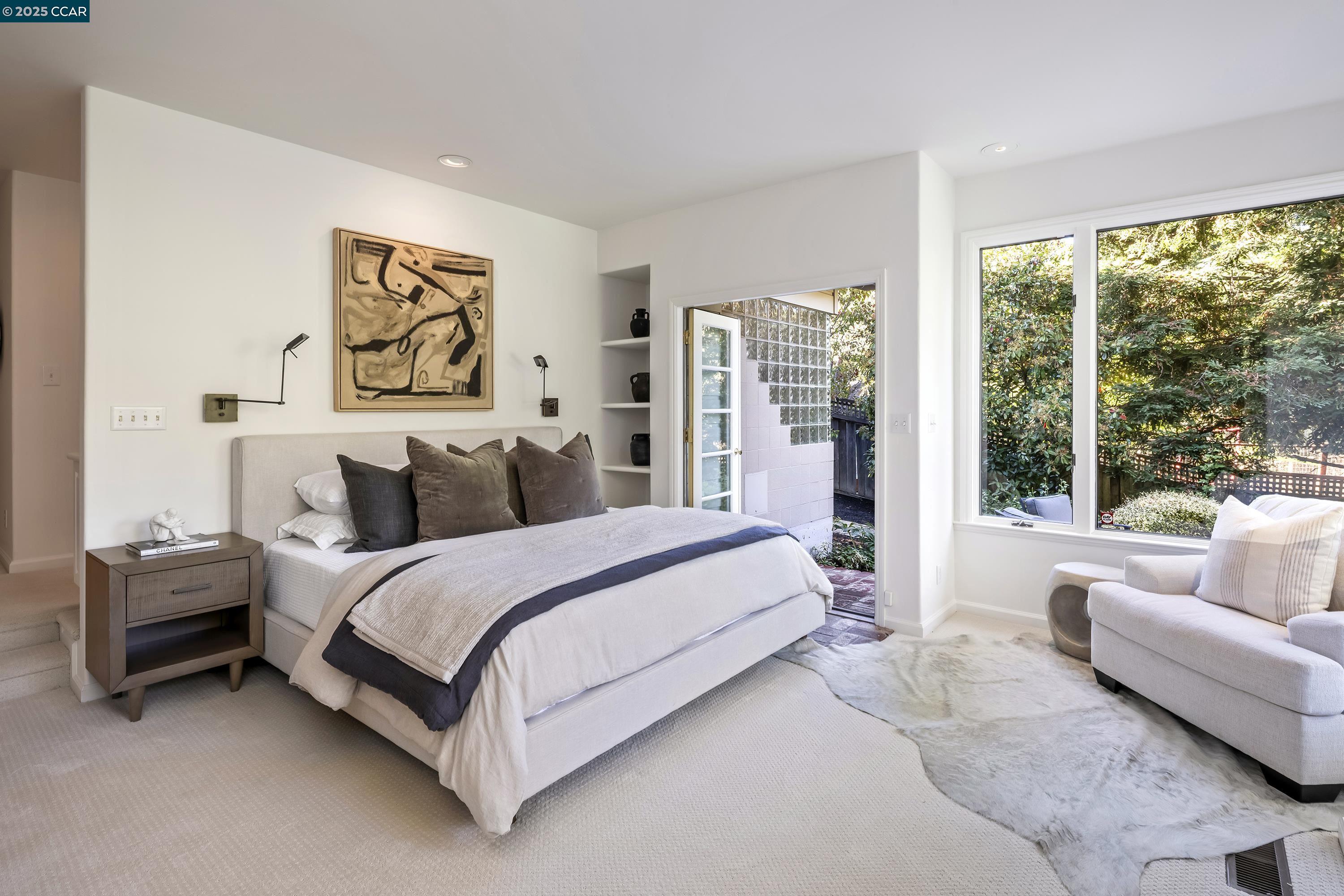 4 Greenwood Court