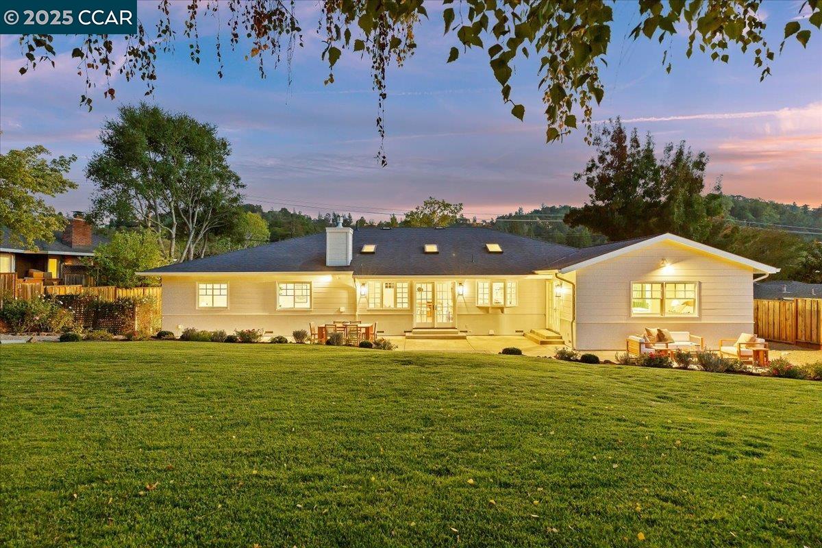 133 Lombardy Ln