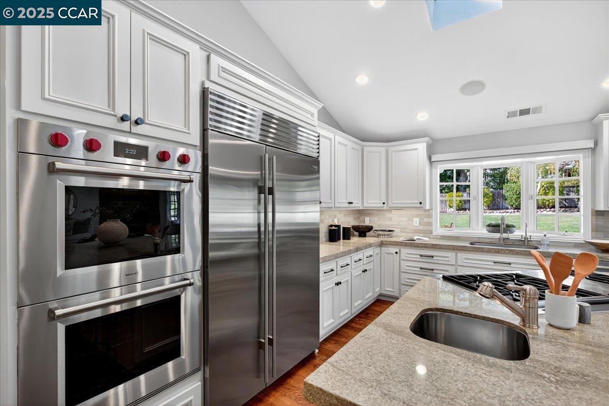 133 Lombardy Ln