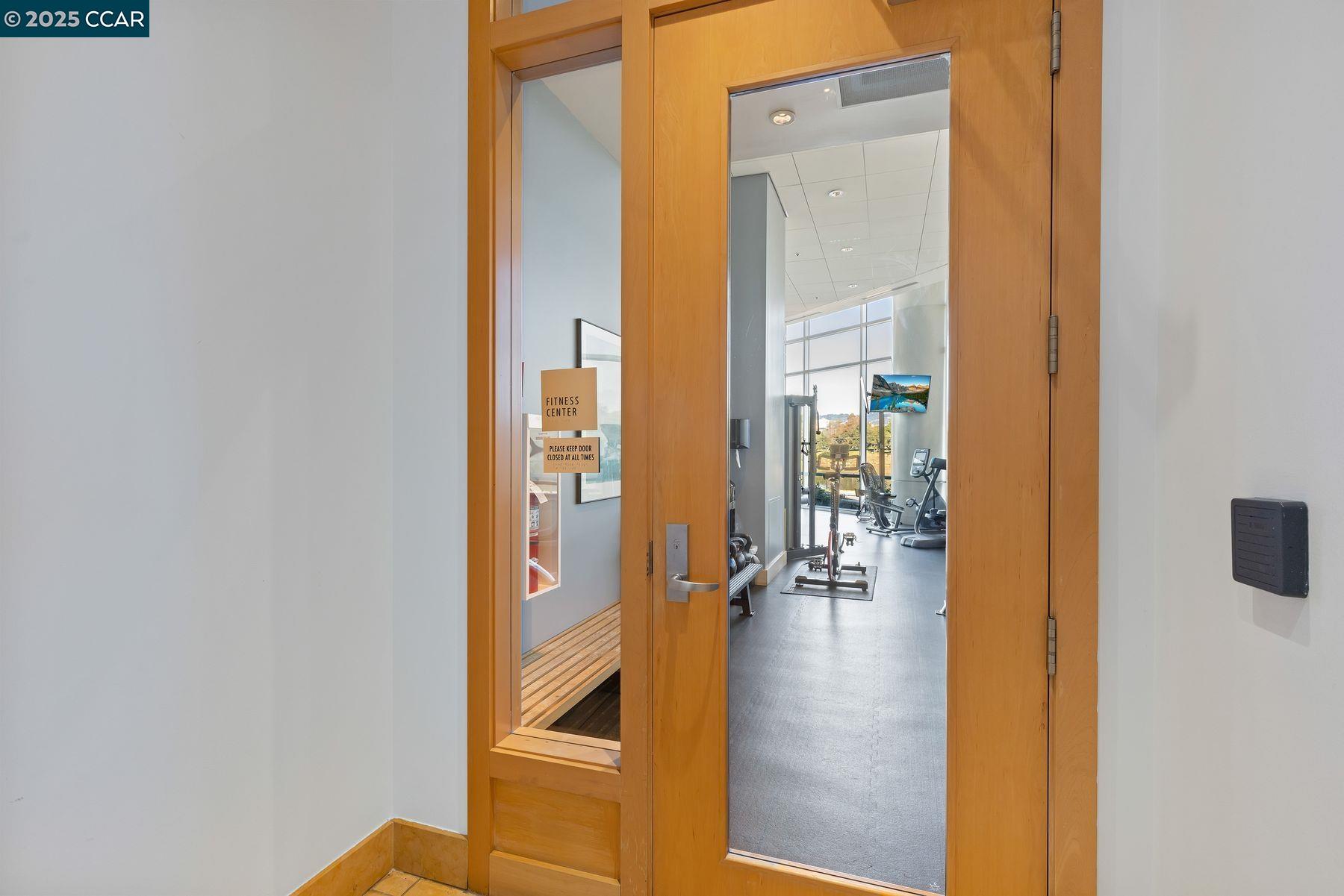 1 Lakeside Dr # 1404