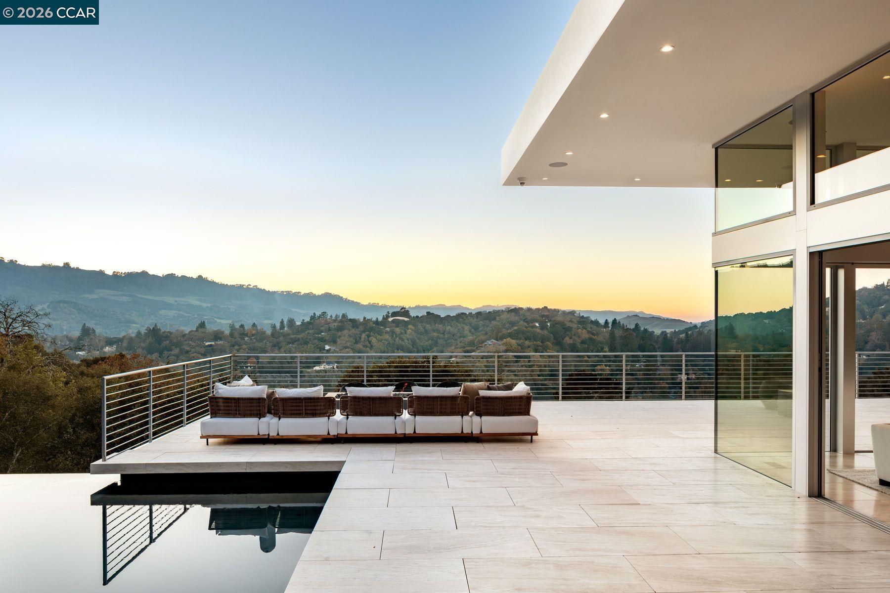 40 Valley View Rd