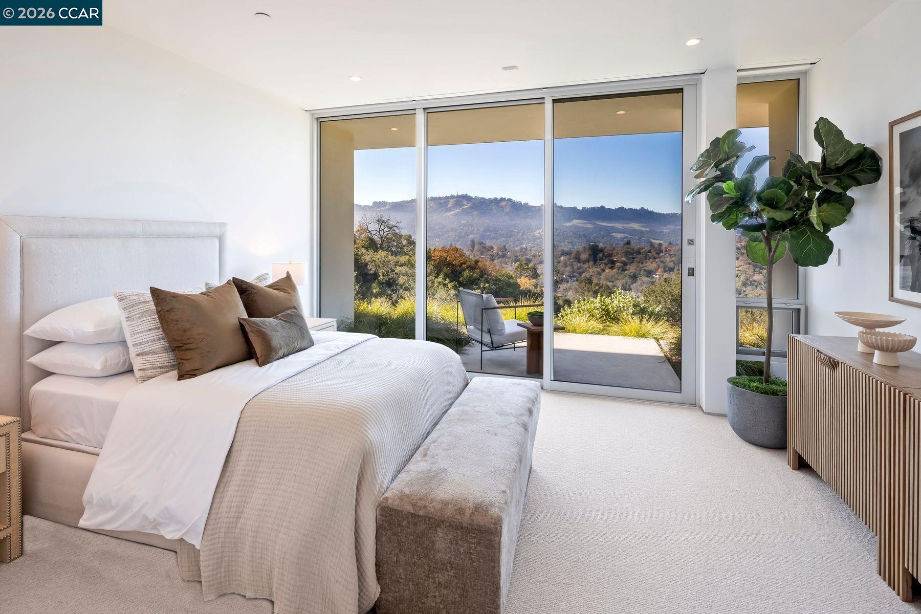 40 Valley View Rd