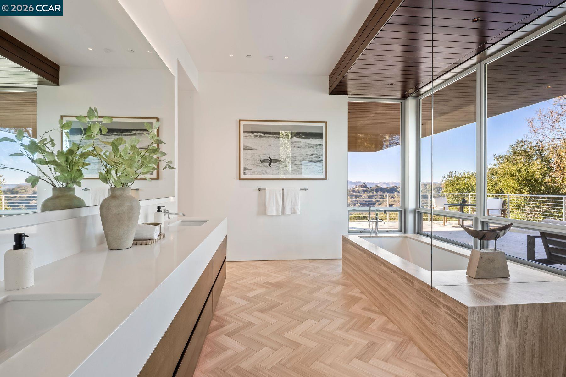 40 Valley View Rd