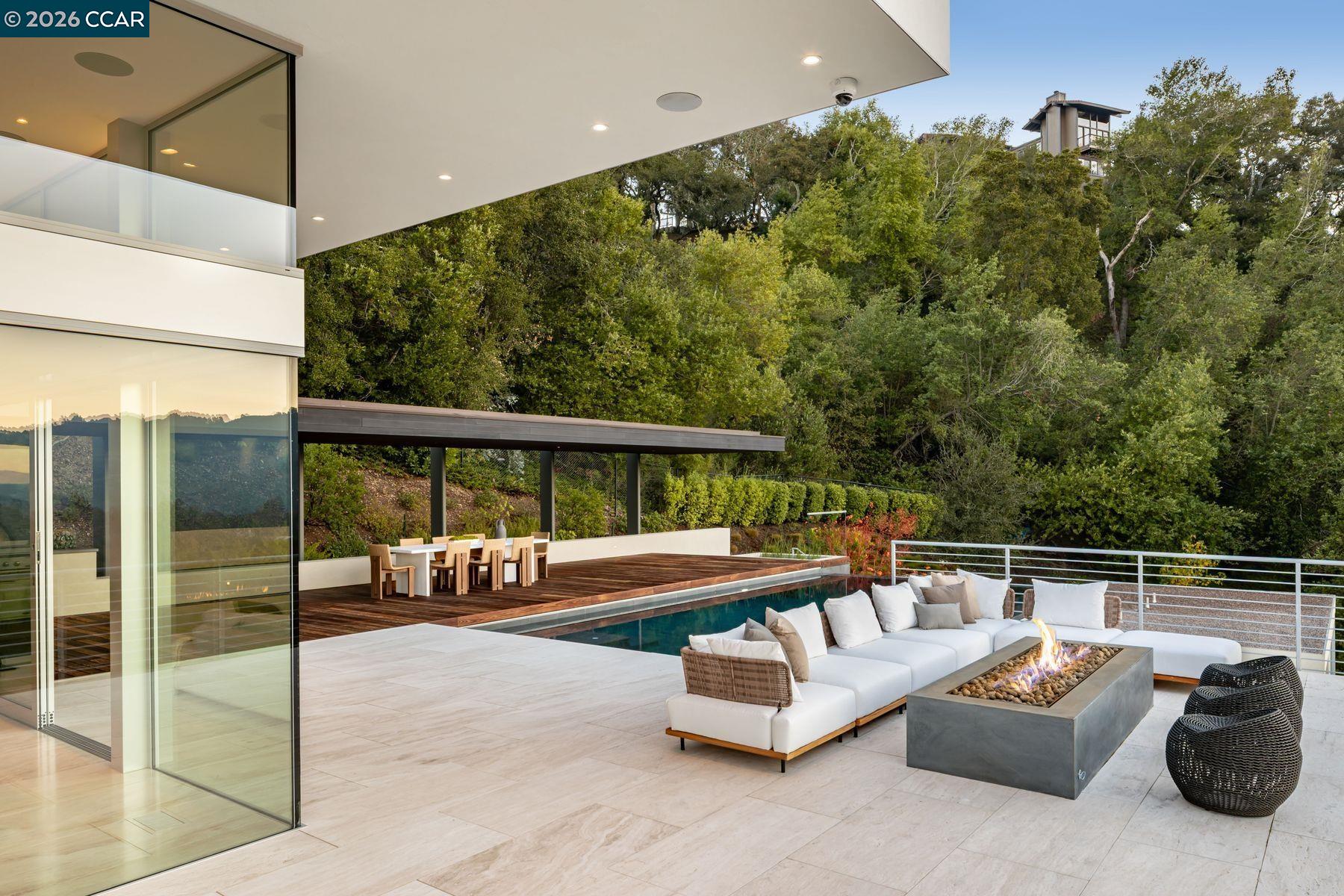 40 Valley View Rd