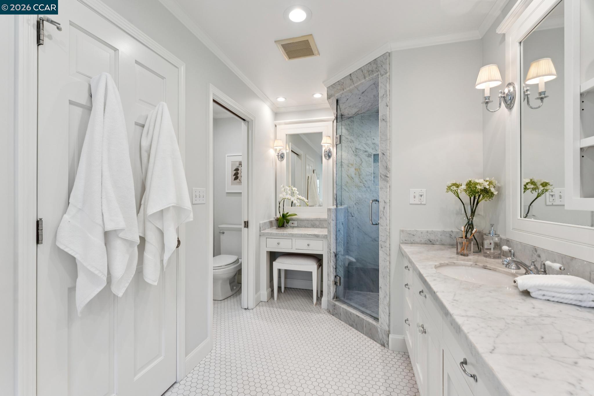 19 Eastwood Dr