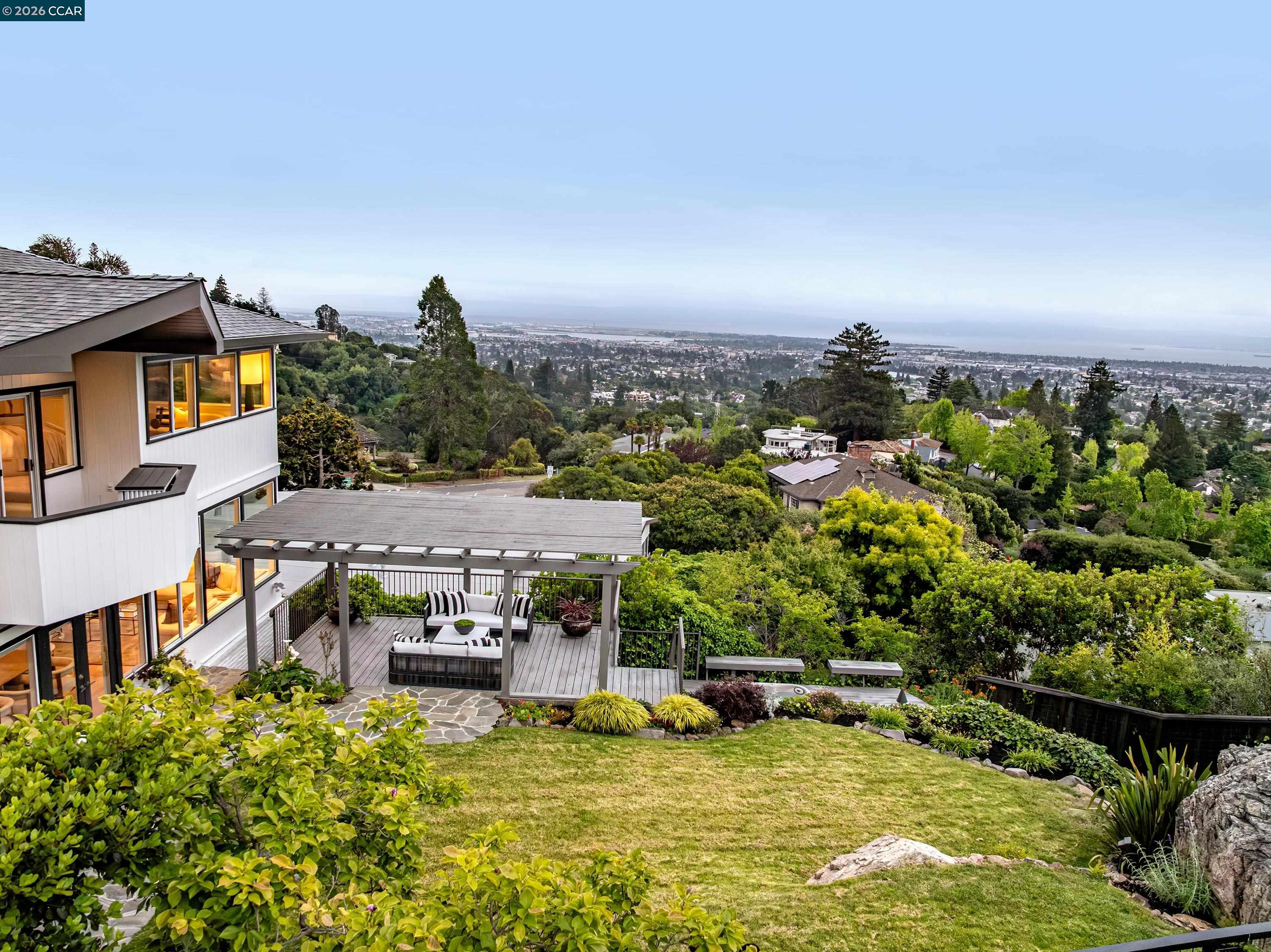 6841 Estates Dr