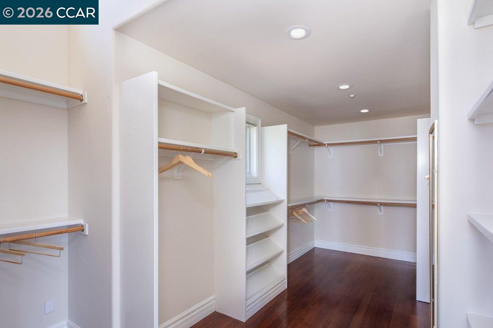 5606 La Salle Ave