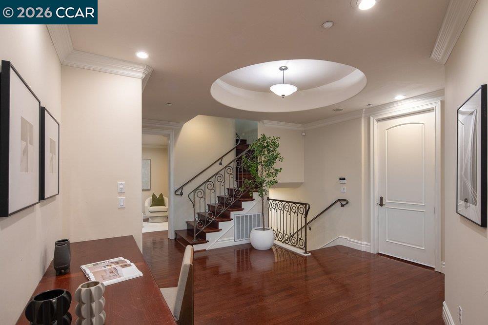 5606 La Salle Ave