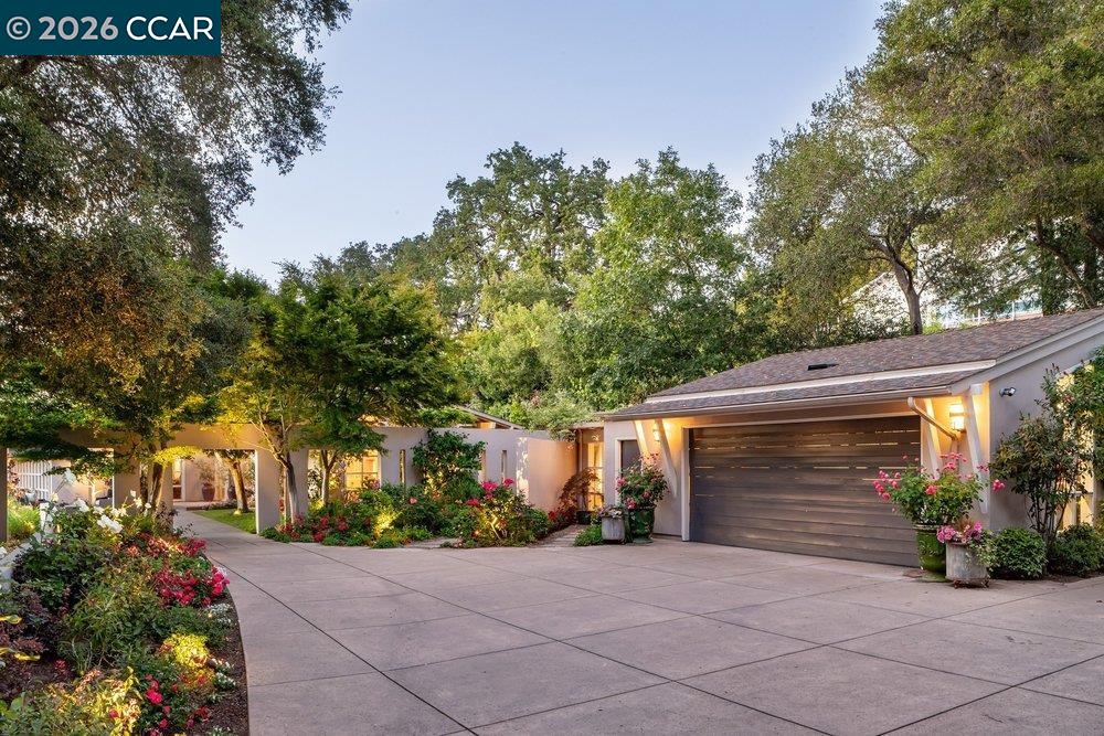 371 Camino Sobrante