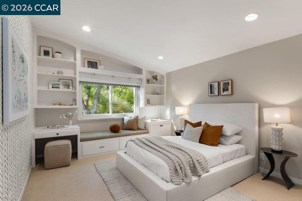 371 Camino Sobrante