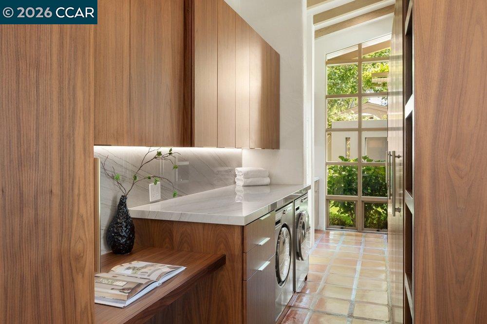 371 Camino Sobrante