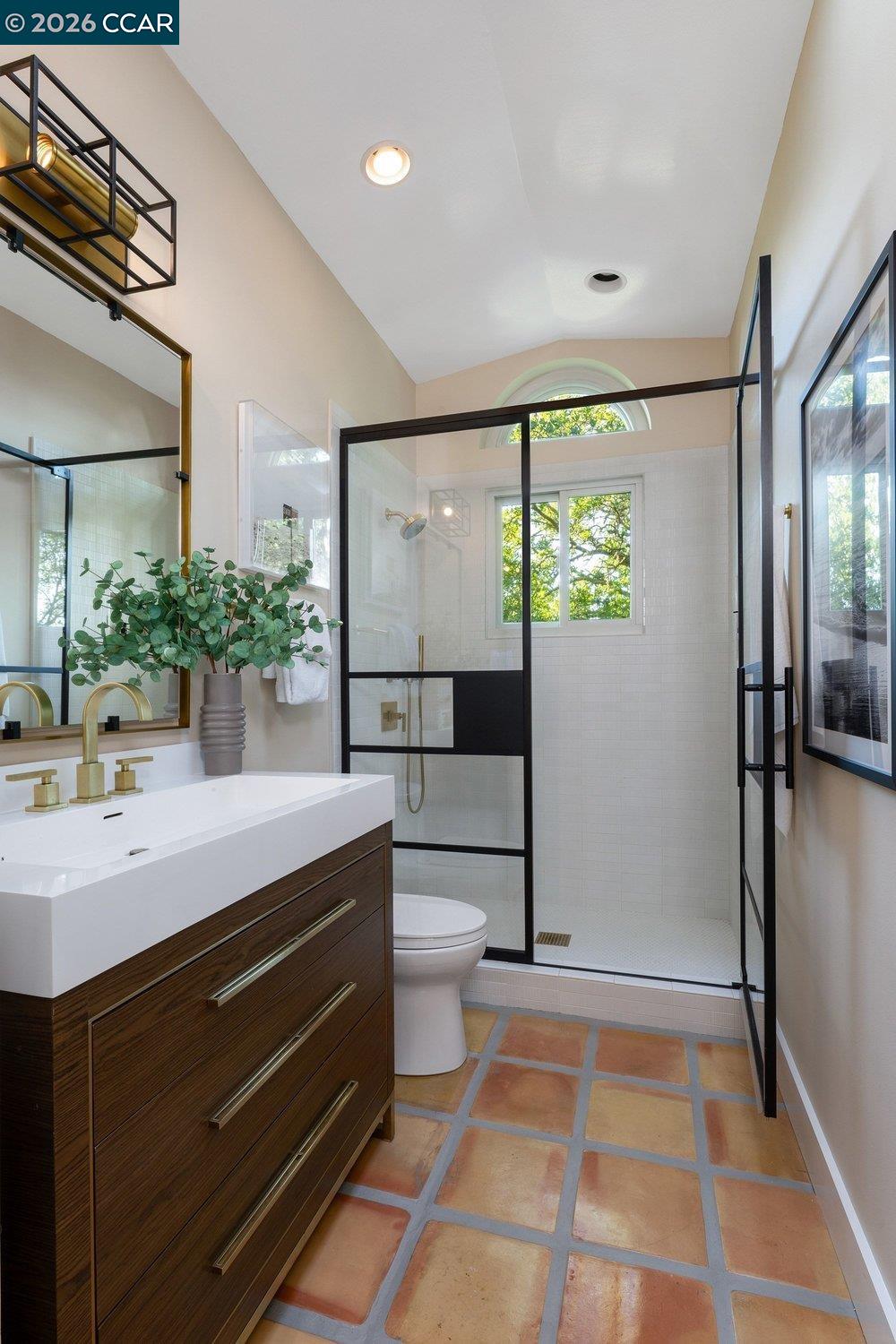371 Camino Sobrante