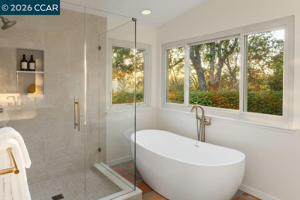 371 Camino Sobrante
