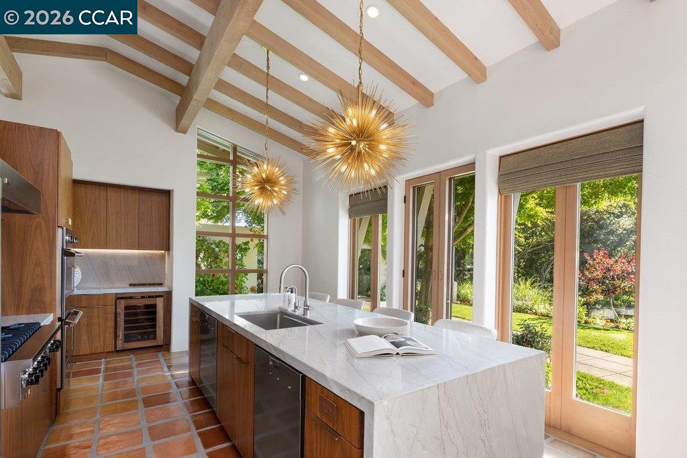 371 Camino Sobrante