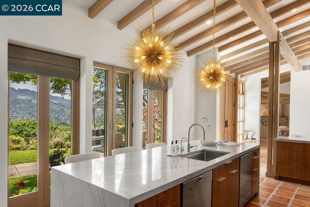 371 Camino Sobrante