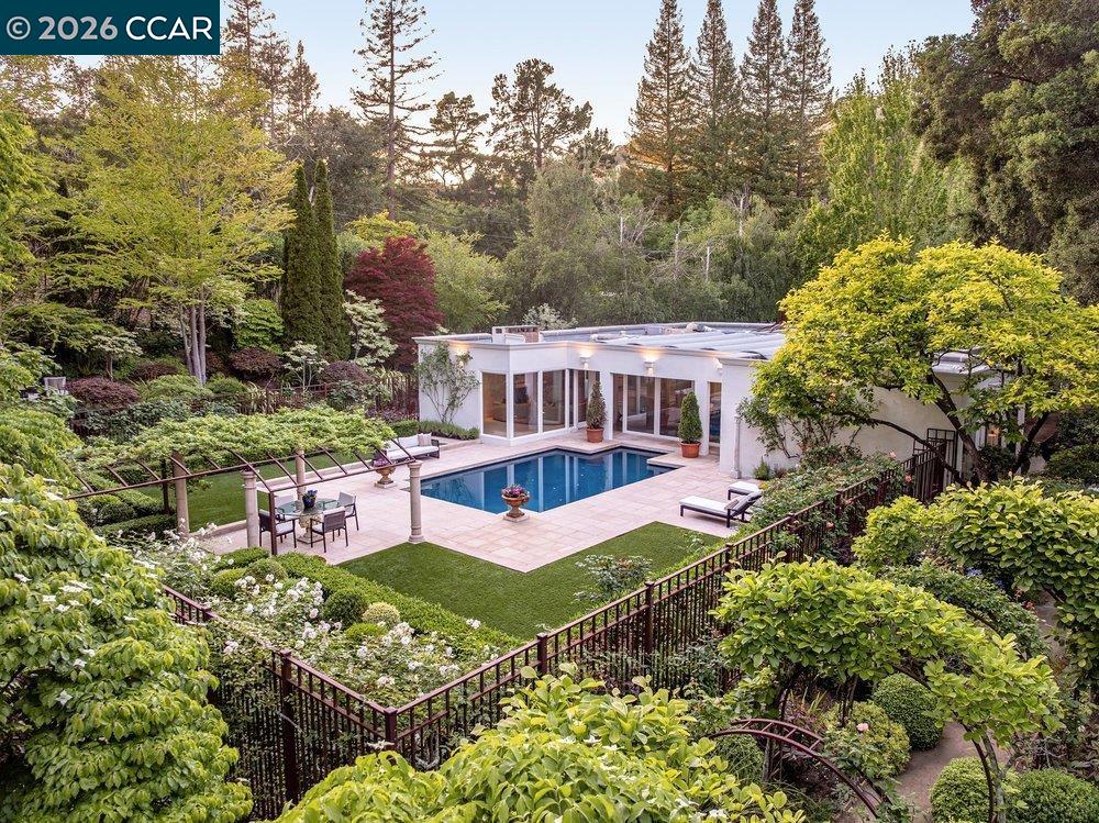 3907 Happy Valley Rd
