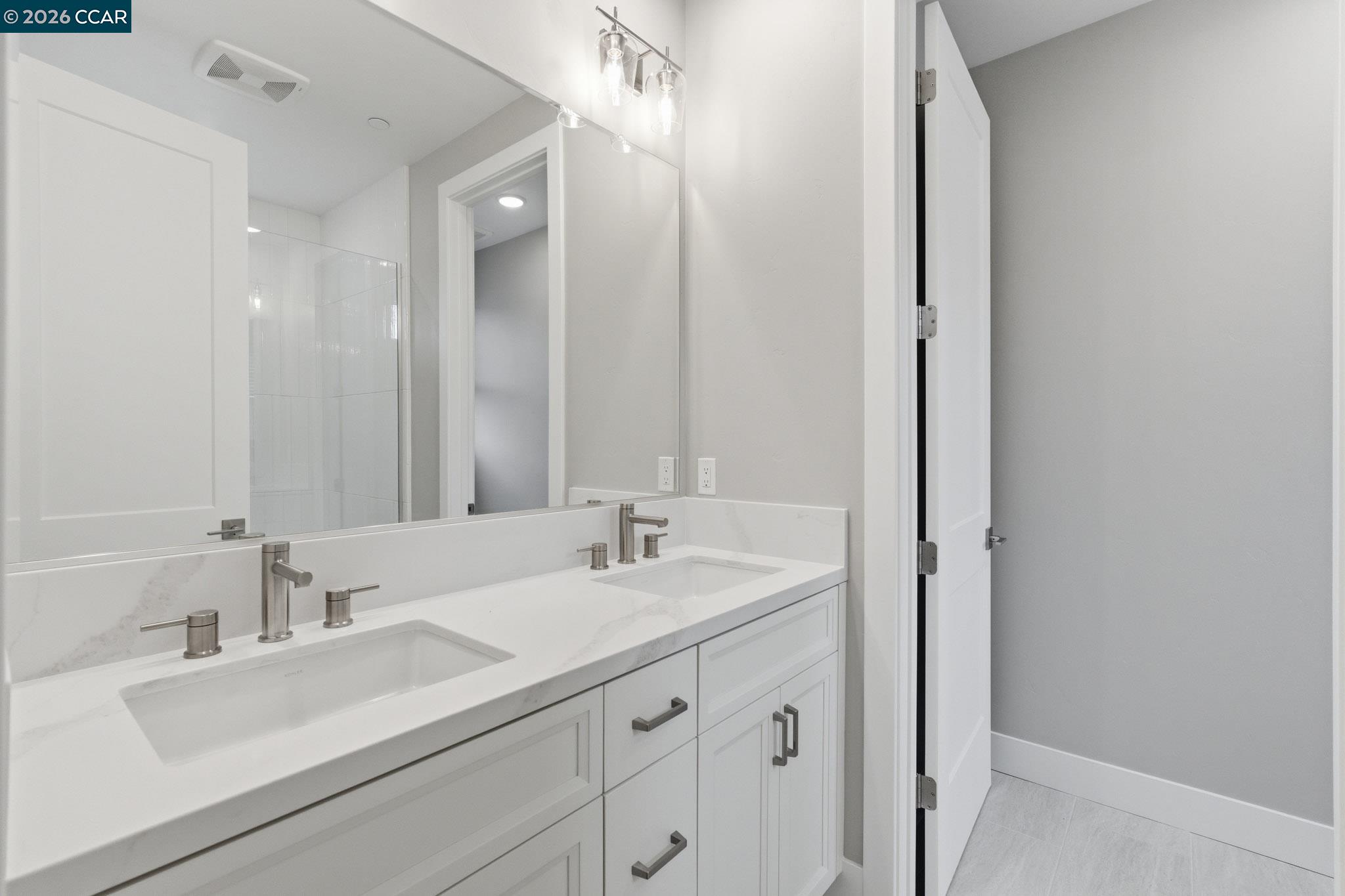 90 Woodbury Highlands Place # 10