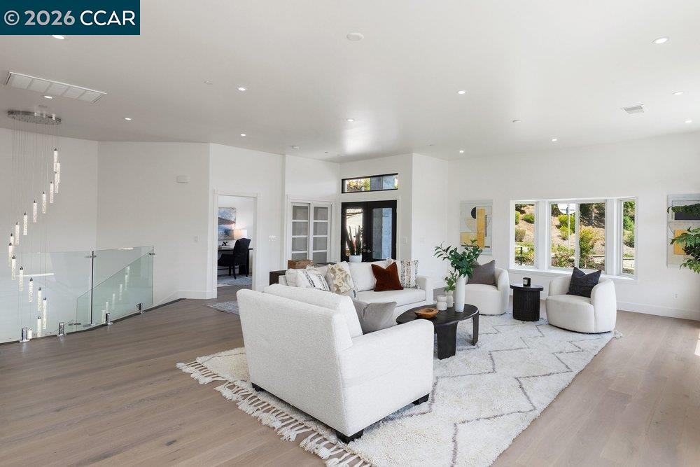 130 Arbor View Ln
