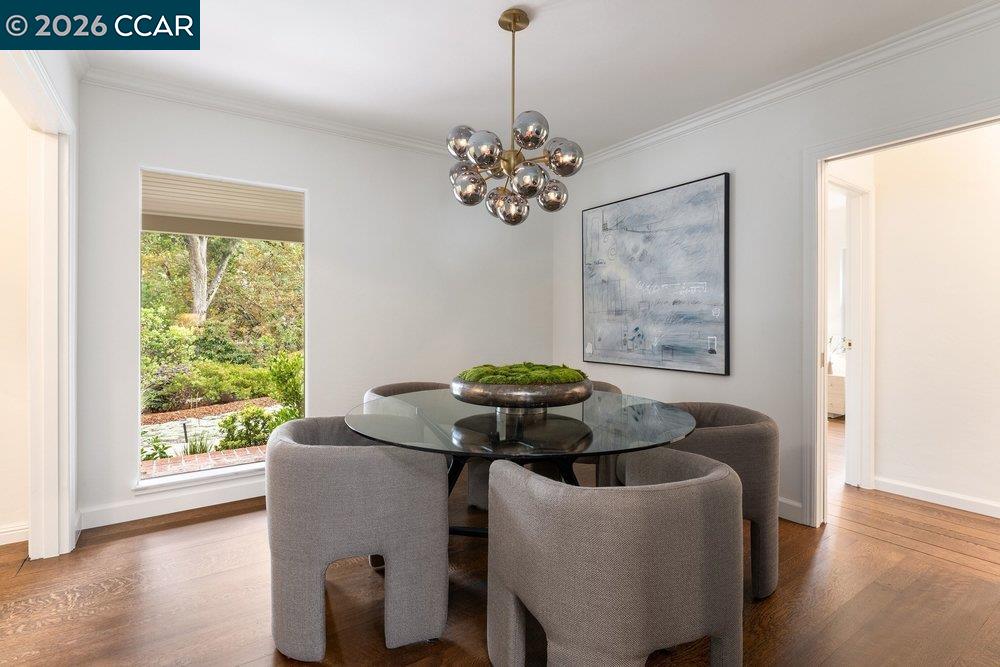 187 Moraga Way