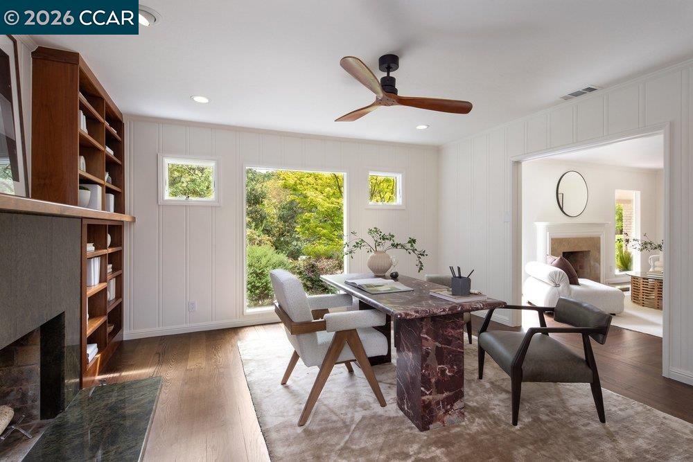 187 Moraga Way