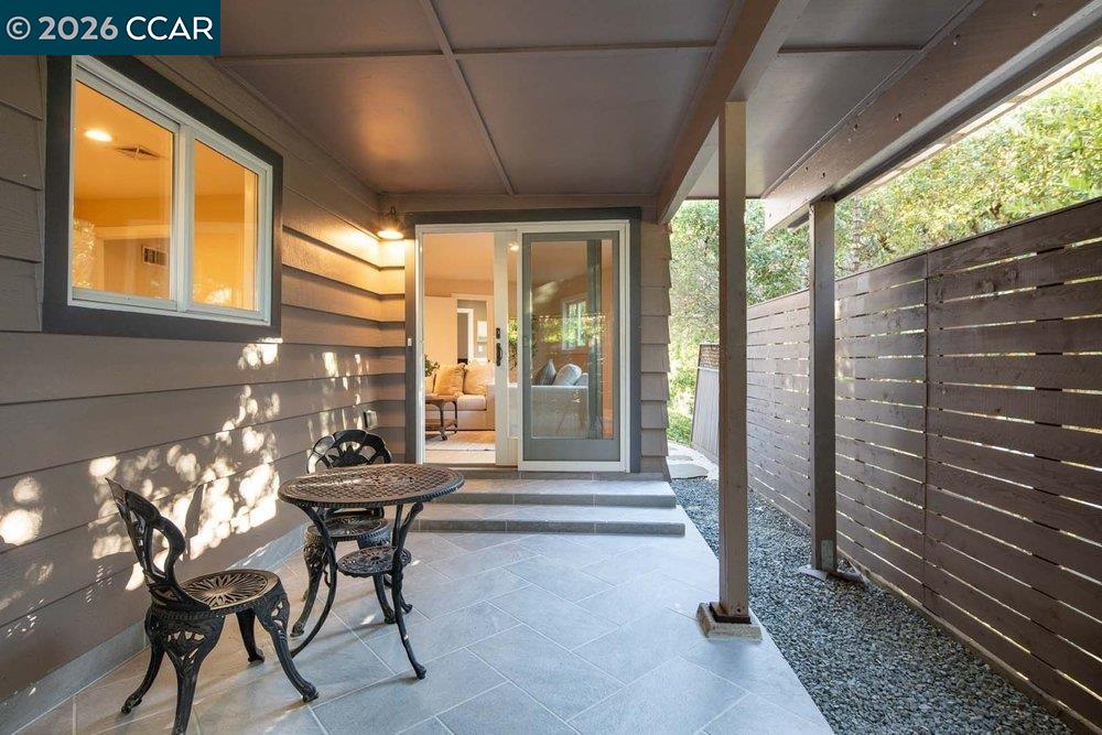 200 Longview Ter