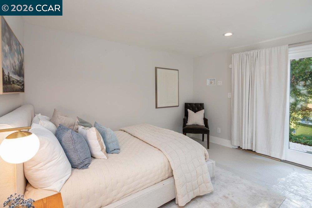 200 Longview Ter