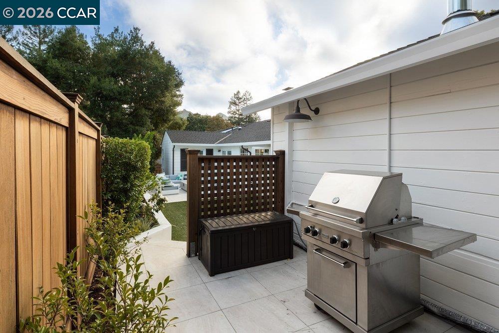 42 Brookside Rd