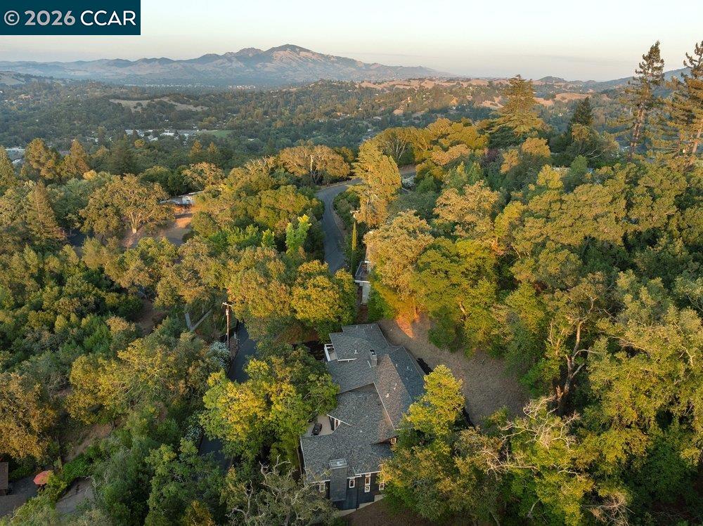857A Mountain View Dr