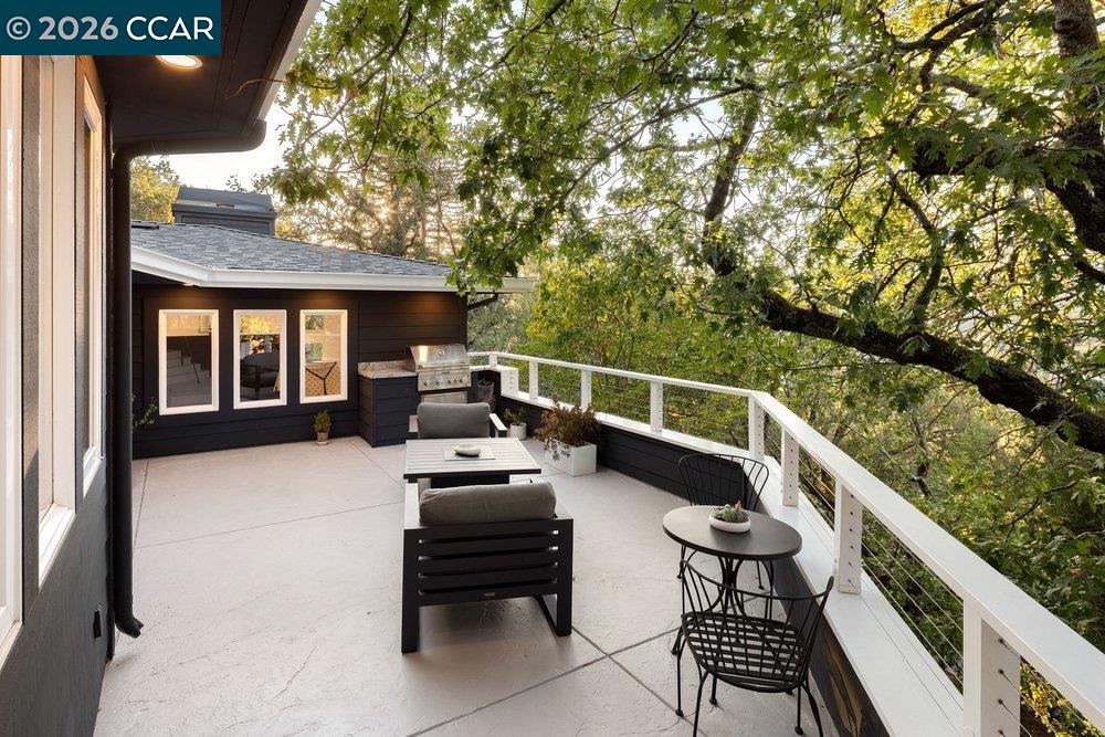 857A Mountain View Dr