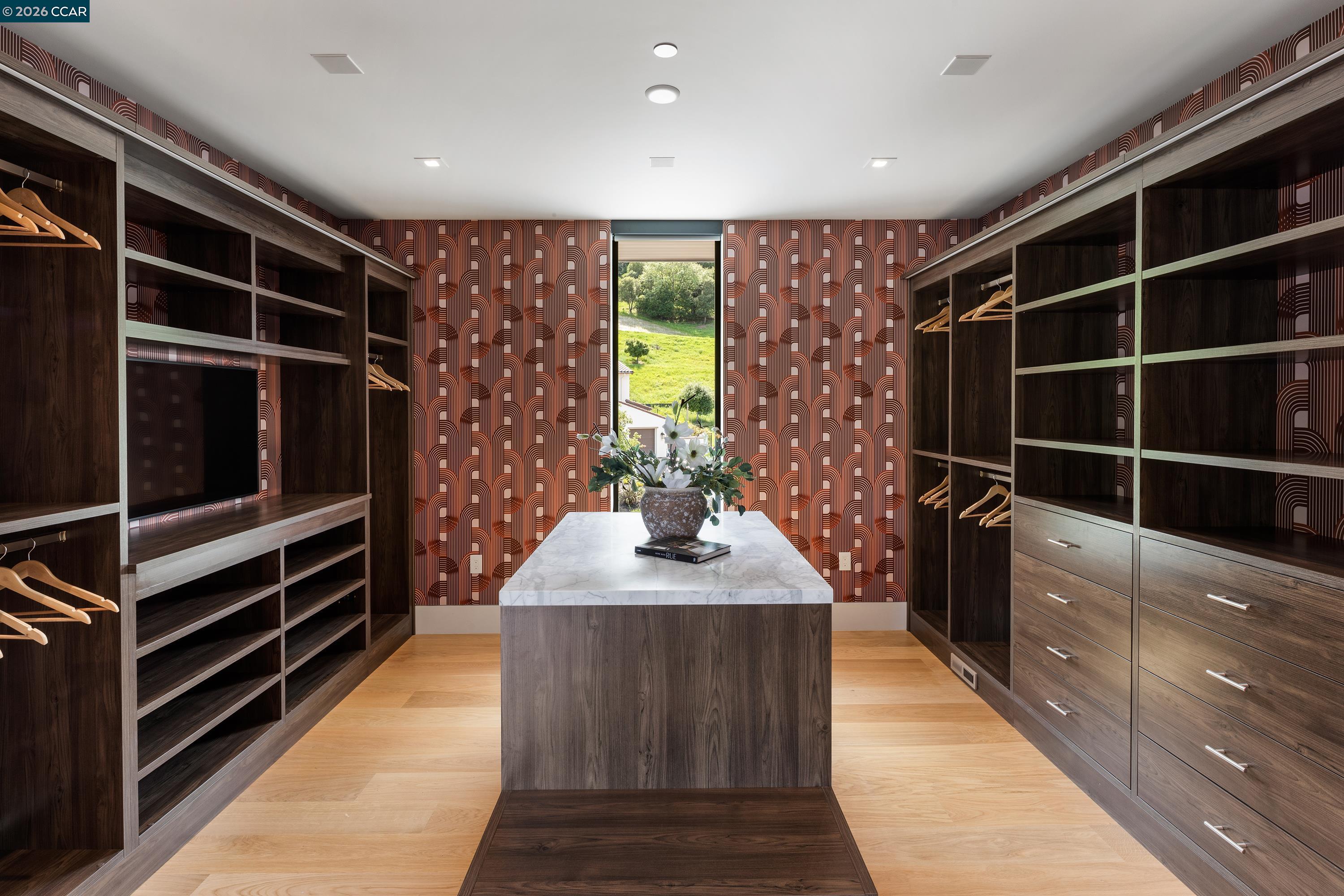 83 Dairy Creek Ln