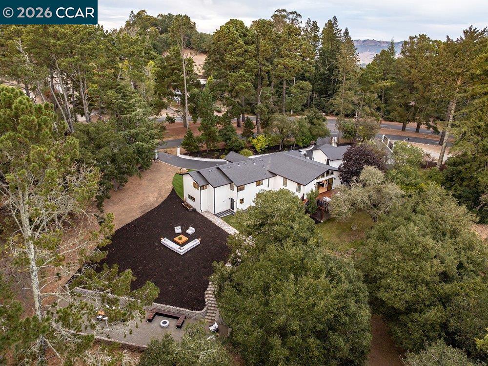 13555 Skyline Blvd