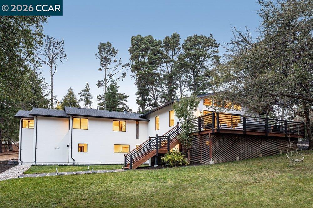 13555 Skyline Blvd