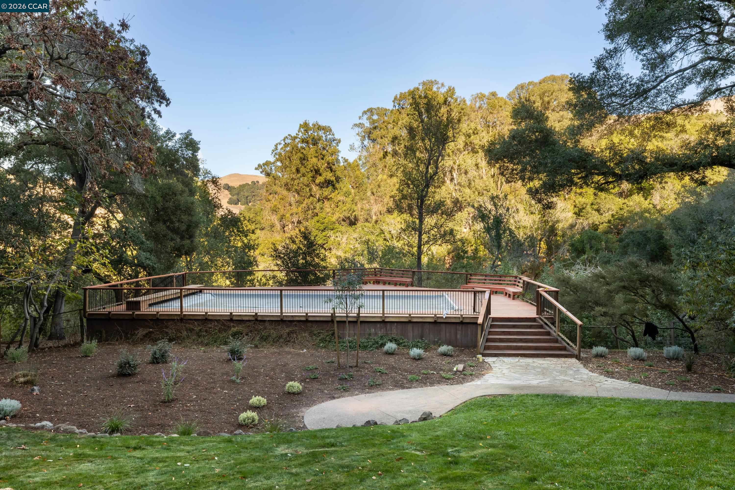 1070 Bollinger Canyon Rd