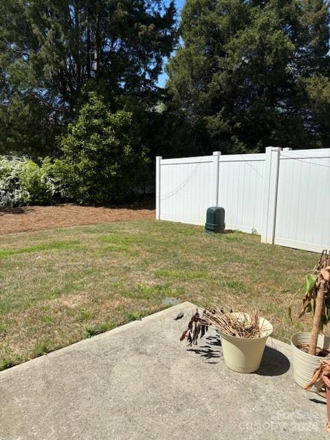 5546 Harris Cove Drive
