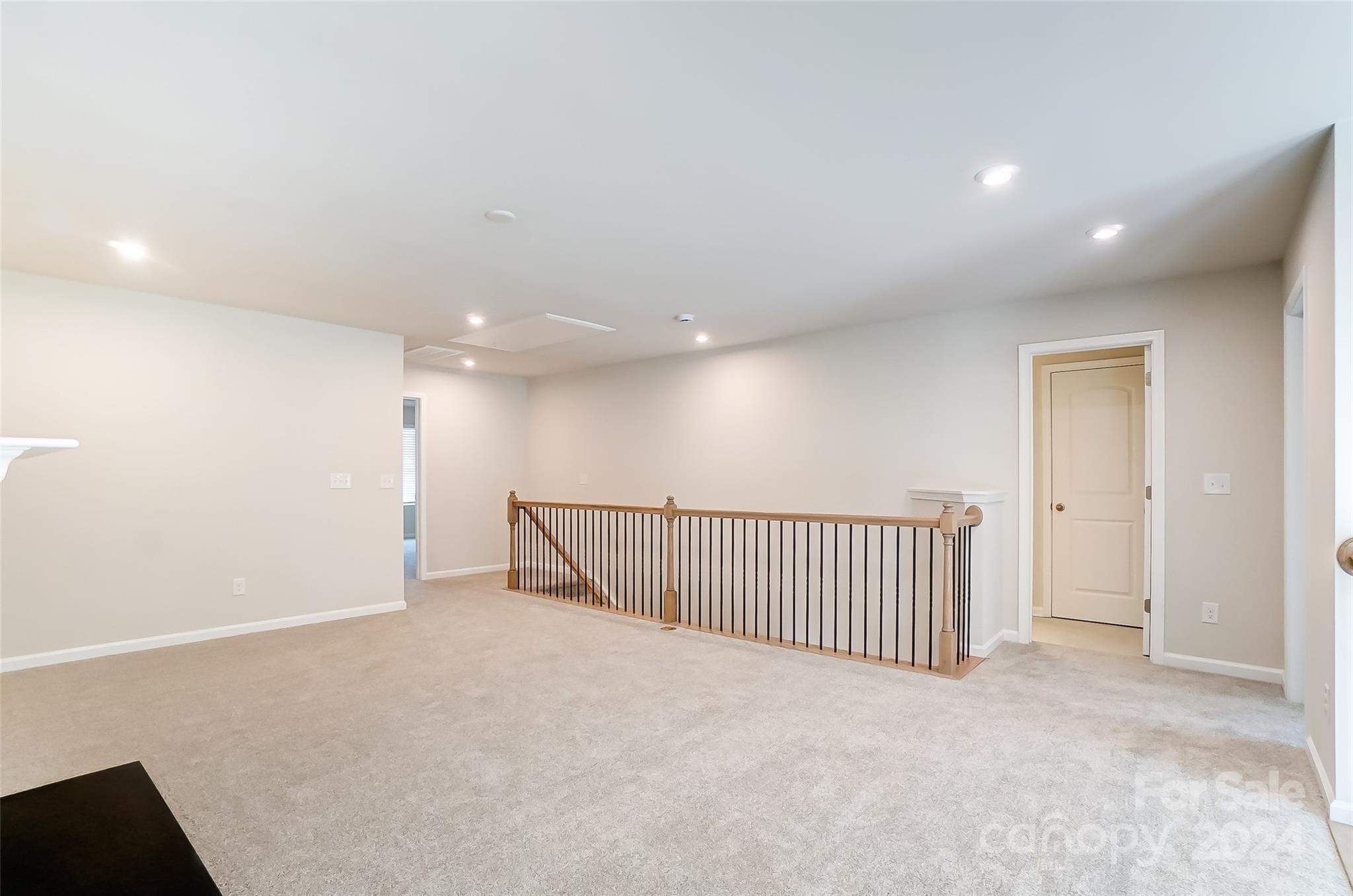 14837 Tamarack Drive