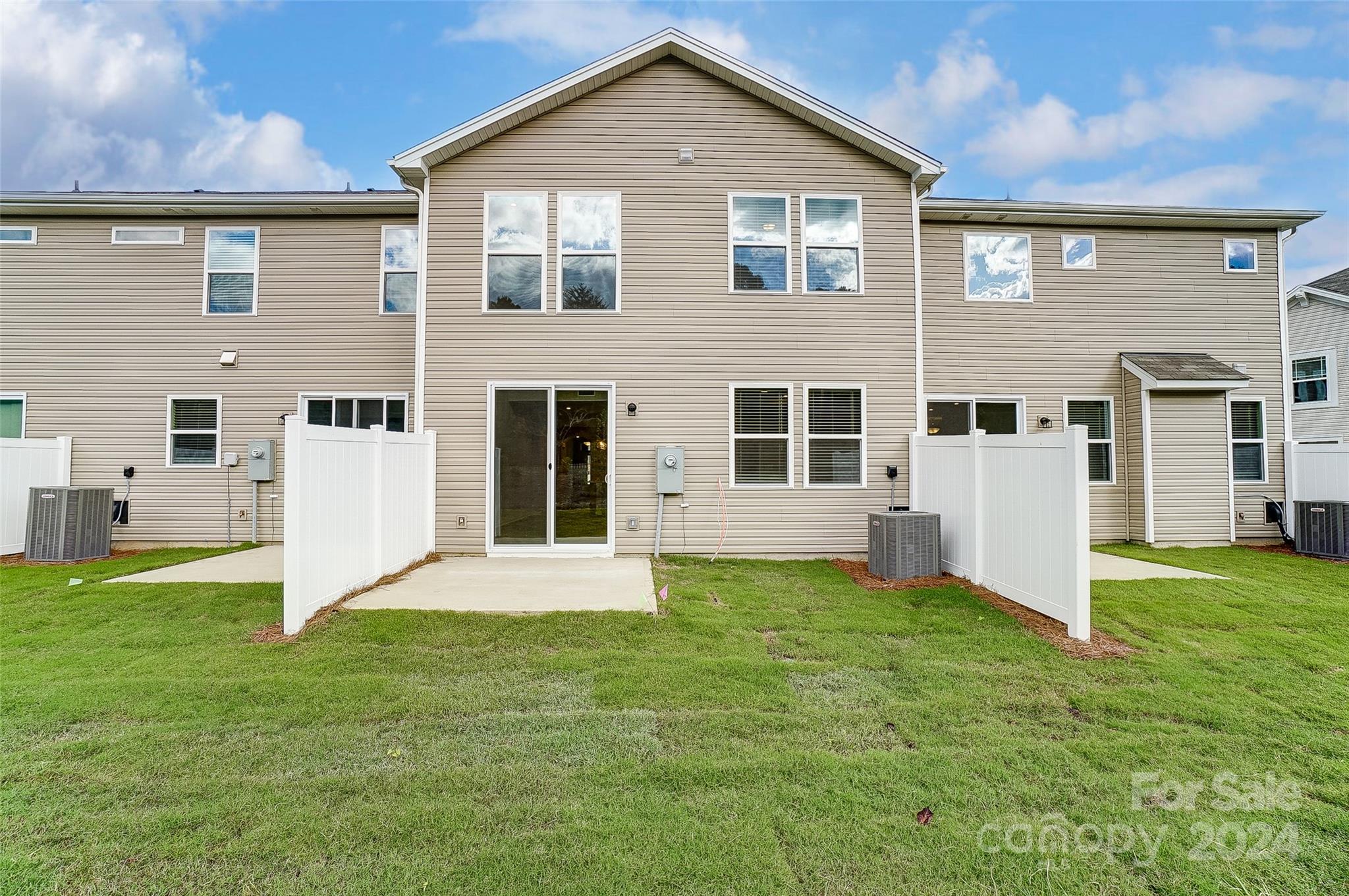 14837 Tamarack Drive